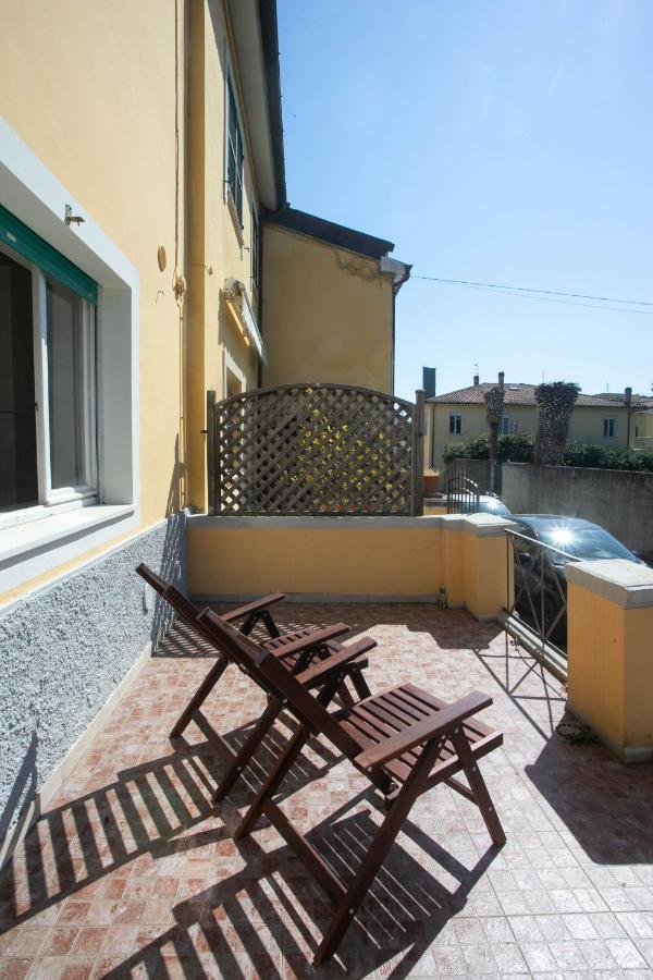 Appartamento N50 - Numana, trilocale in centro con portico e posto auto Esterno foto